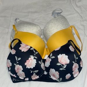 All for $45 VS PINK lightly padded bras 💕